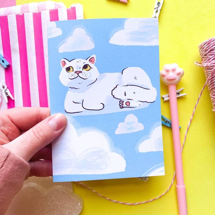 Sophie Heywood - Vendita all'ingrosso Biglietti di auguri generici - Biglietto di auguri Mochi Hovercat Cloud