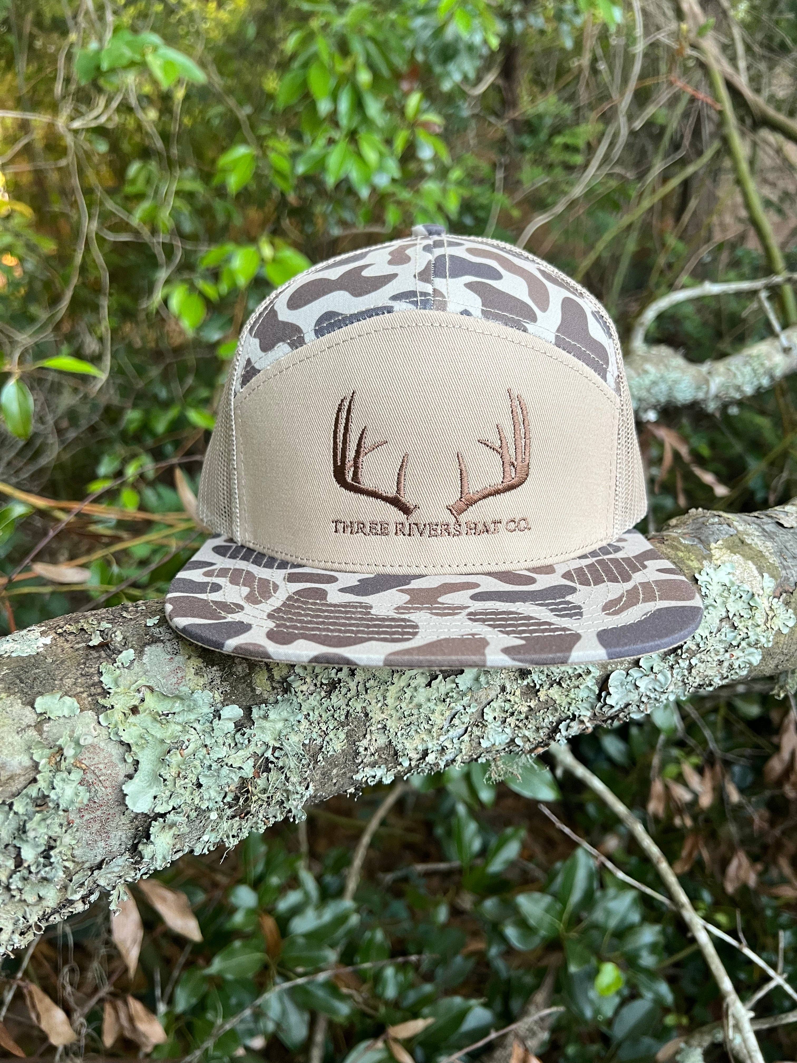 Three Rivers Hat Co. – Engroshandel Trucker hat - Unisex – Klassisk Whitetail Rack - "Old’s Cool" Flatbill Snapback - Lost Hat Co.0
