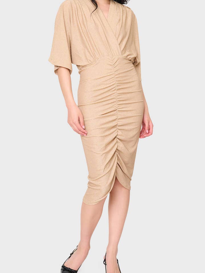 Robe midi cache-cœur froncée en tricot pour la vente par Gibsonlook