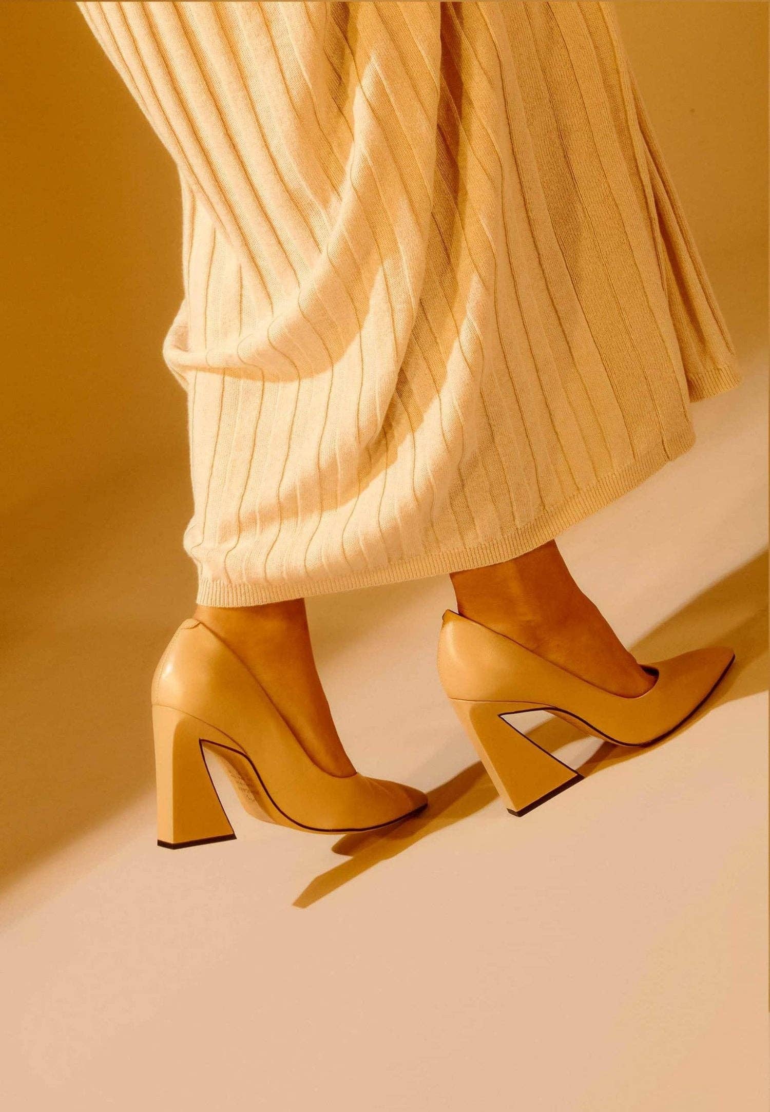 Mangará Atelier - Wholesale High Heels - Women's - Maraca Leather Pumps Maraca – Women’s 10 cm Geometric Block Heel Shoes7