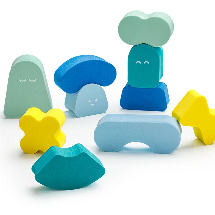 Quut Toys - Wholesale Blocks - Kids Baby - Quut Blokki - Balancing Blocks at Play3