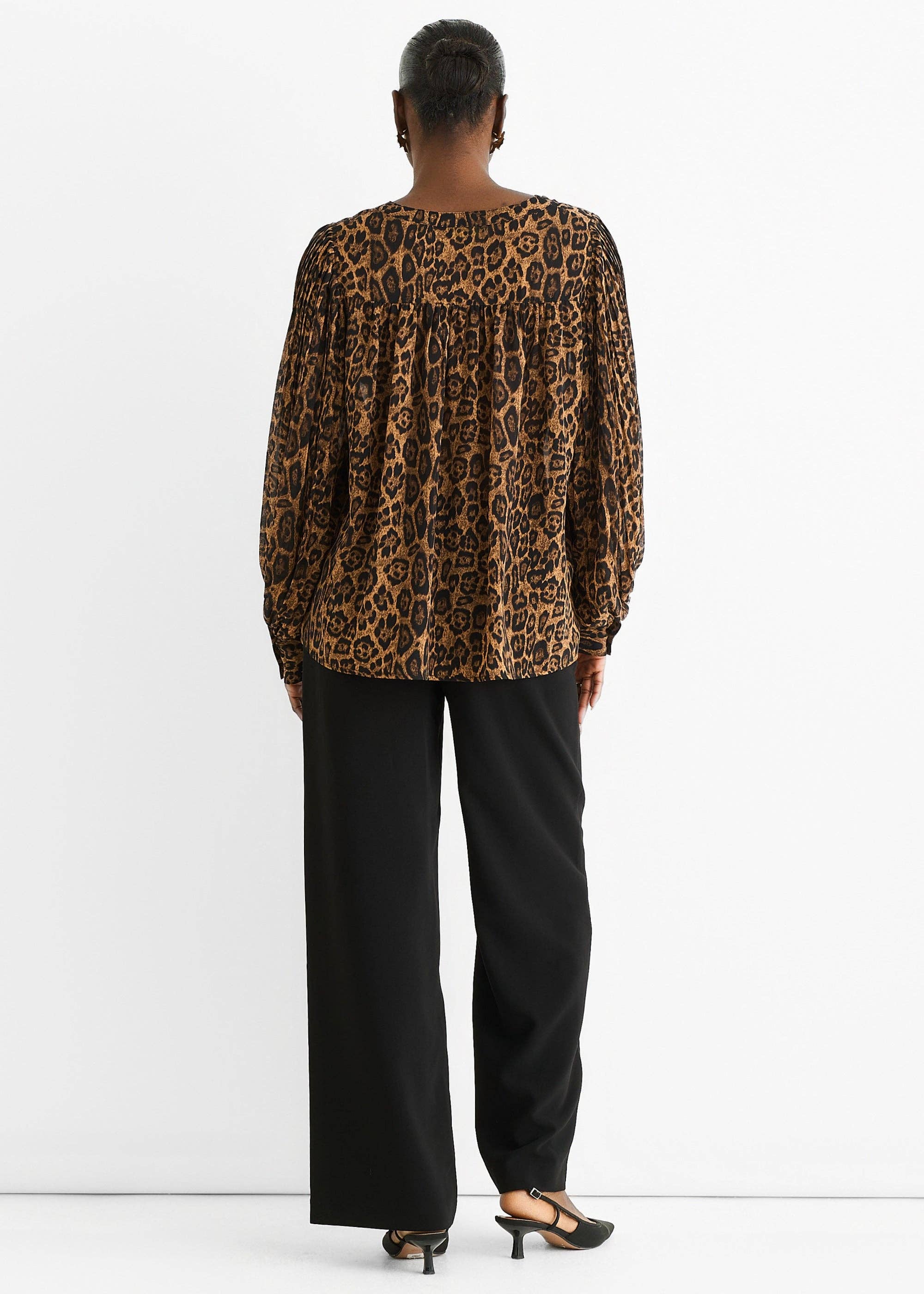 GINI LONDON – wholesale Blouse – Women’s – Brown Chiffon Animal Print Pleated Shift Shirt Blouse1