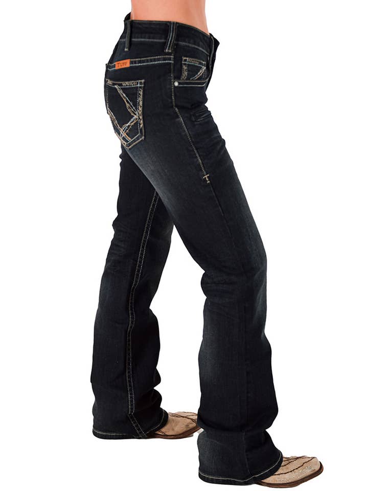 Jean Trainer robuste en denim premium coupe bootcut taille naturelle - Cowgirl Tuff Co. / B. Tuff Jeans pour la vente par Cowgirl Tuff Co. / B. Tuff Jeans