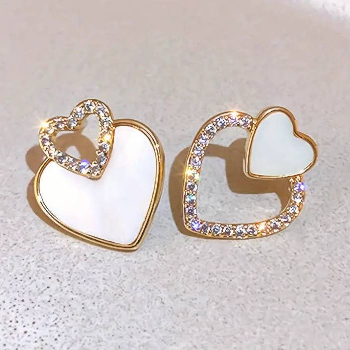 Asymmetric Heart Earrings Vintage Alloy Studs Stainless Steel for wholesale by Huis Van Merken