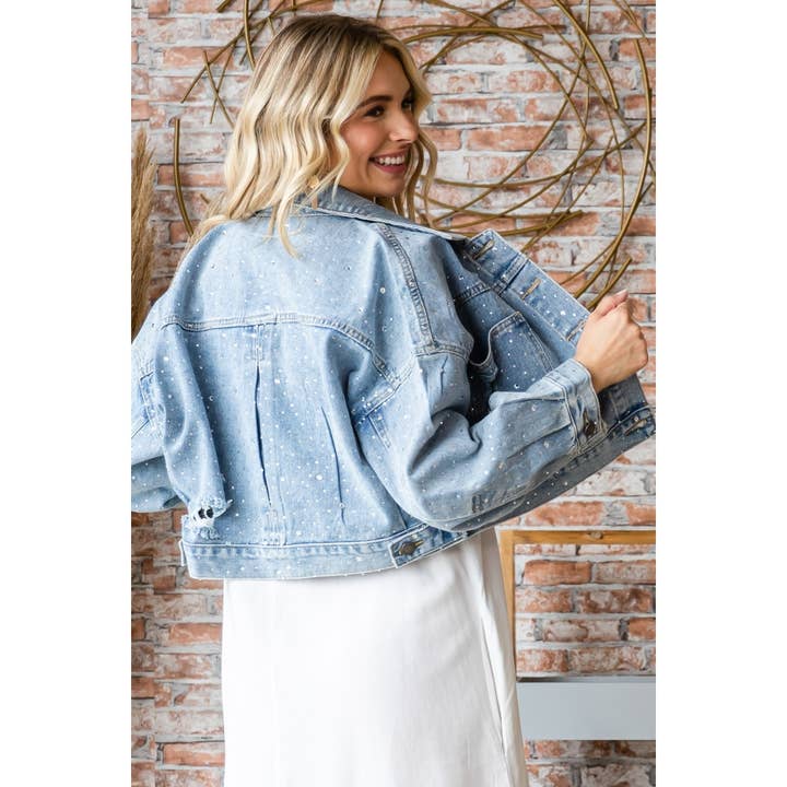 Med Wash Kort spijkerjack met strass en studs voor groothandel op Faire8