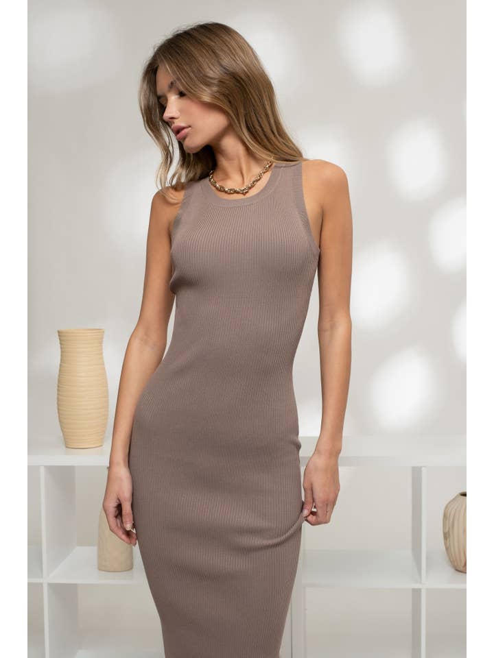 The Workshop Studio – Engroshandel Kjole - Dame – RIBSTRIKKET TANK MIDIKJOLE49