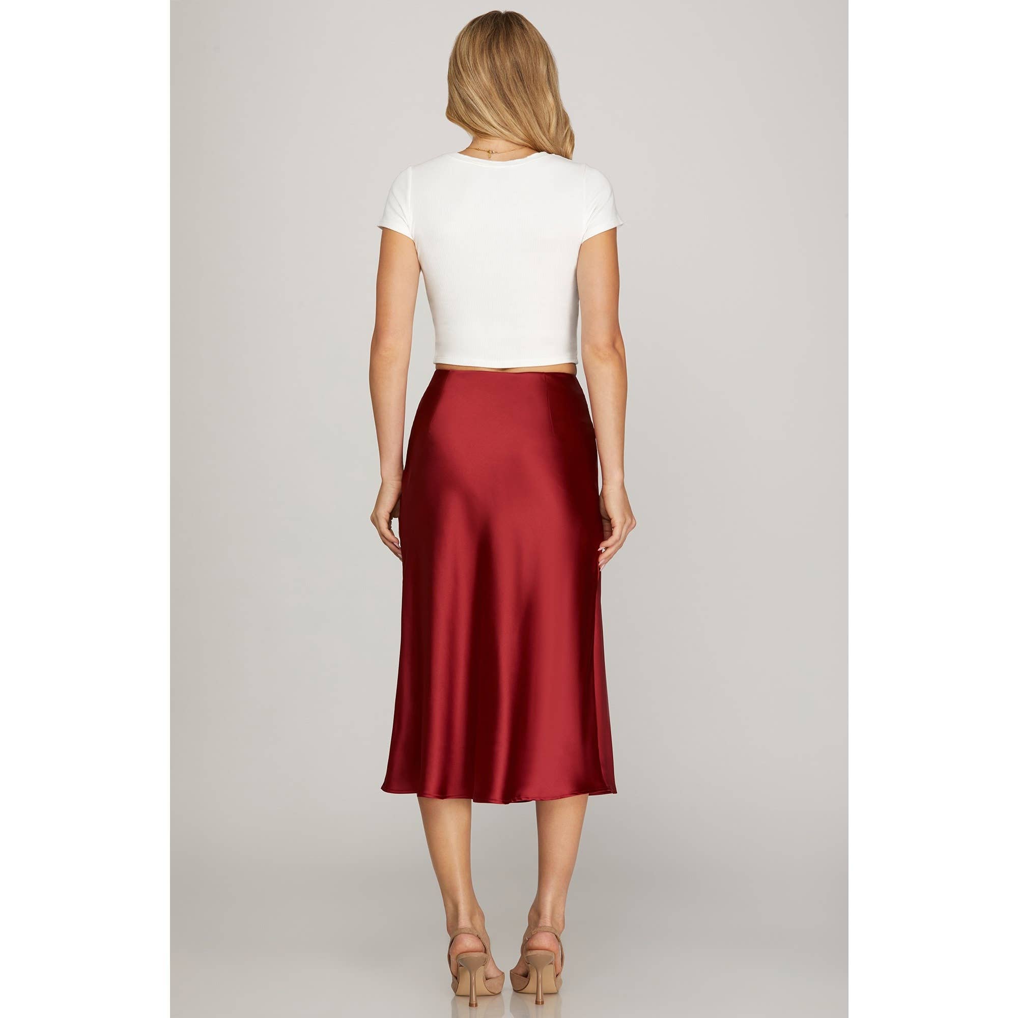 STYLE USA - Wholesale Rok - Dames - SATIJNEN MIDI-ROK MET SCHUINE SNIJLĲN7
