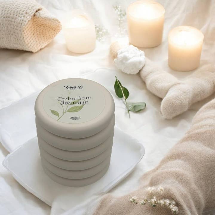 roeloffscandles – wholesale Jar/filled candle – Scented Candle Cedarwood - Jasmine