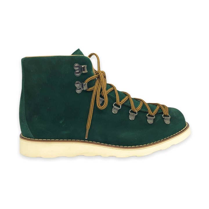 Hike the city boots - Suede Pine Tree green for wholesale by Mitchumm Industries