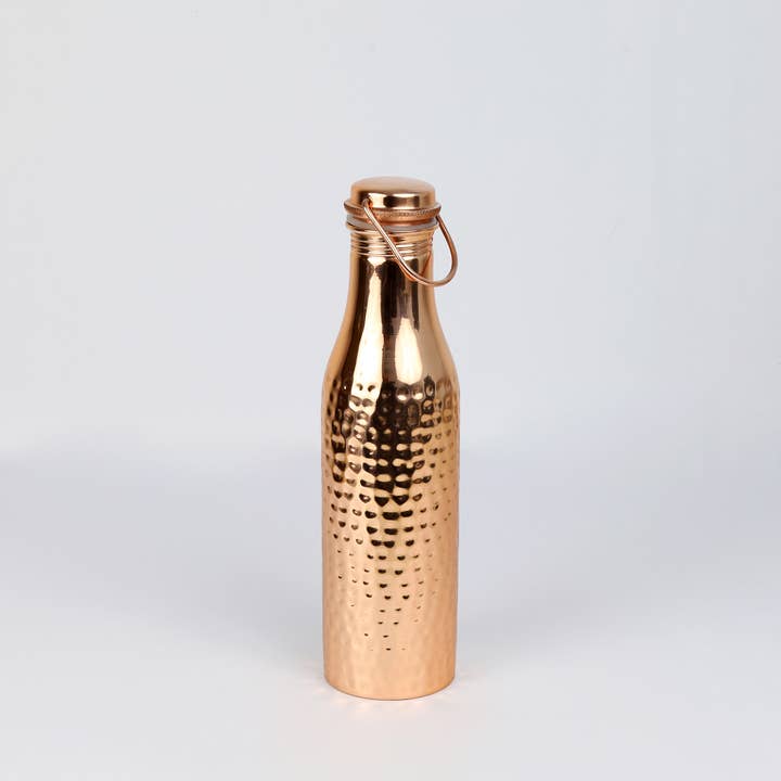 Bouteille en cuivre martelé avec poignée El'Cobre Rani 900ML pour la vente par El'Cobre-Ecozonelifestyle