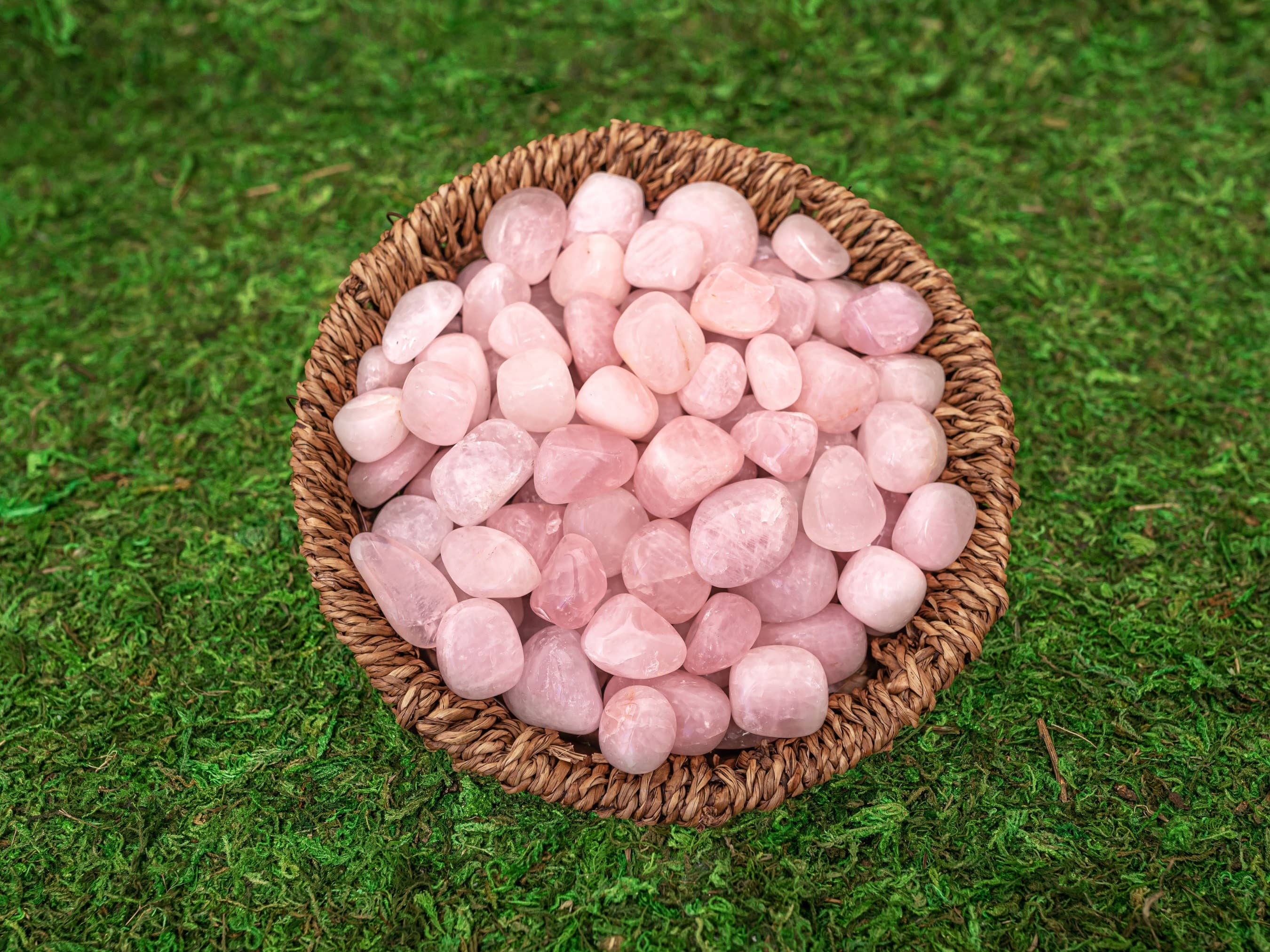 Sarimoire - Wholesale Spiritual Stone/Crystal - 1lb of Tumbled Smooth Natural Rose Quartz Crystals Bulk2