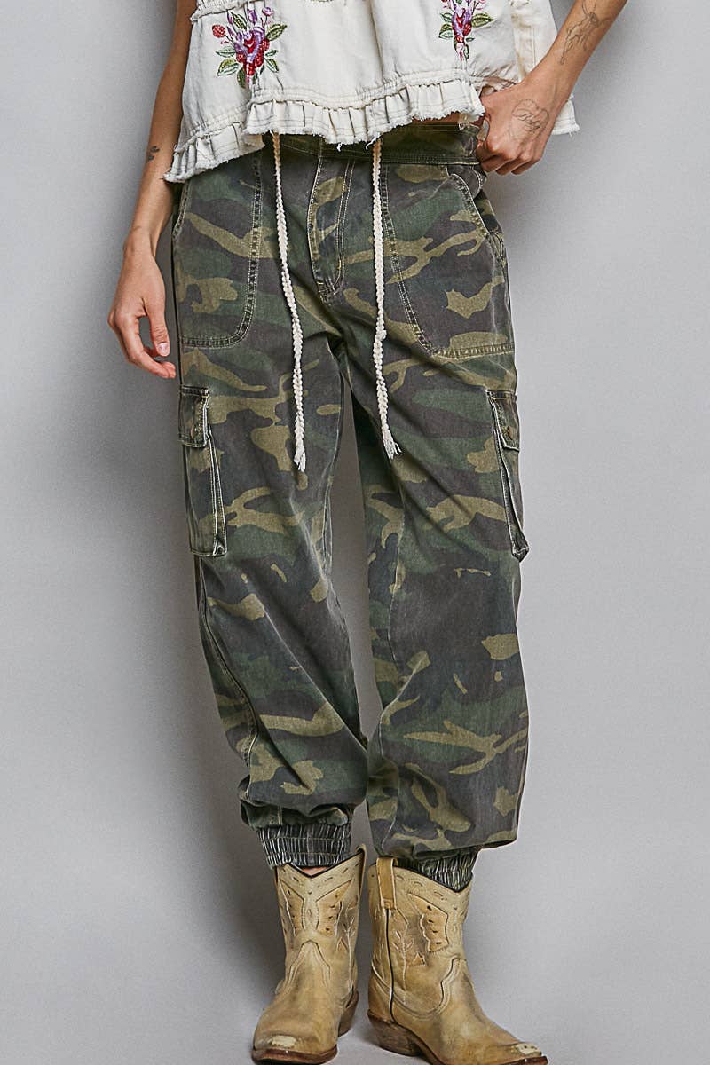 Pol Clothing - Wholesale Pants - Women's - Pocket detailed Camo Jogger Pant