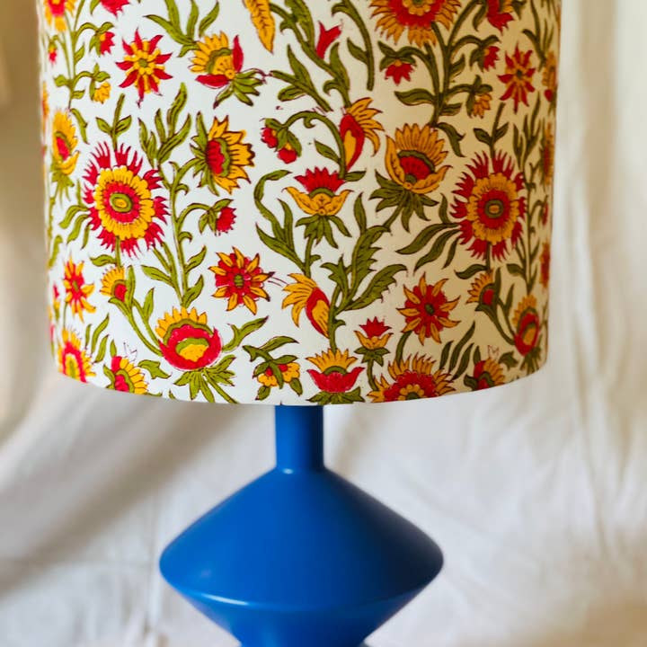 Olive and Limpet - Wholesale Lampenkap - Lampenkap met trommel van 10 inch. Indian Block-print uit Jaipur. Snoepappelrood, chroomgeel en fel olijfgroen bloemenmotief.2