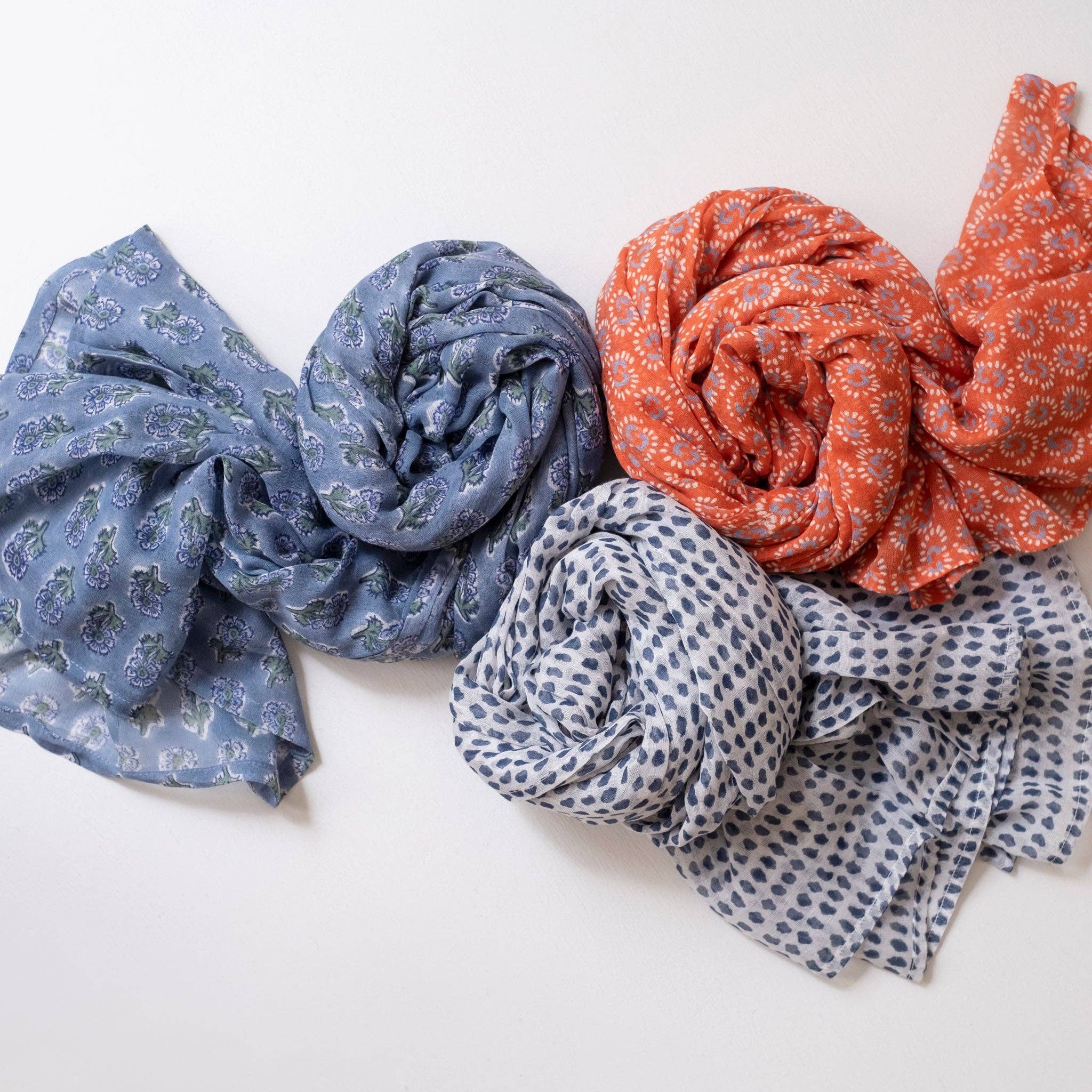 Graymarket Design - Vendita all'ingrosso Sciarpa - Donna - Sciarpa Malin Blu a Blocchi Stampati3