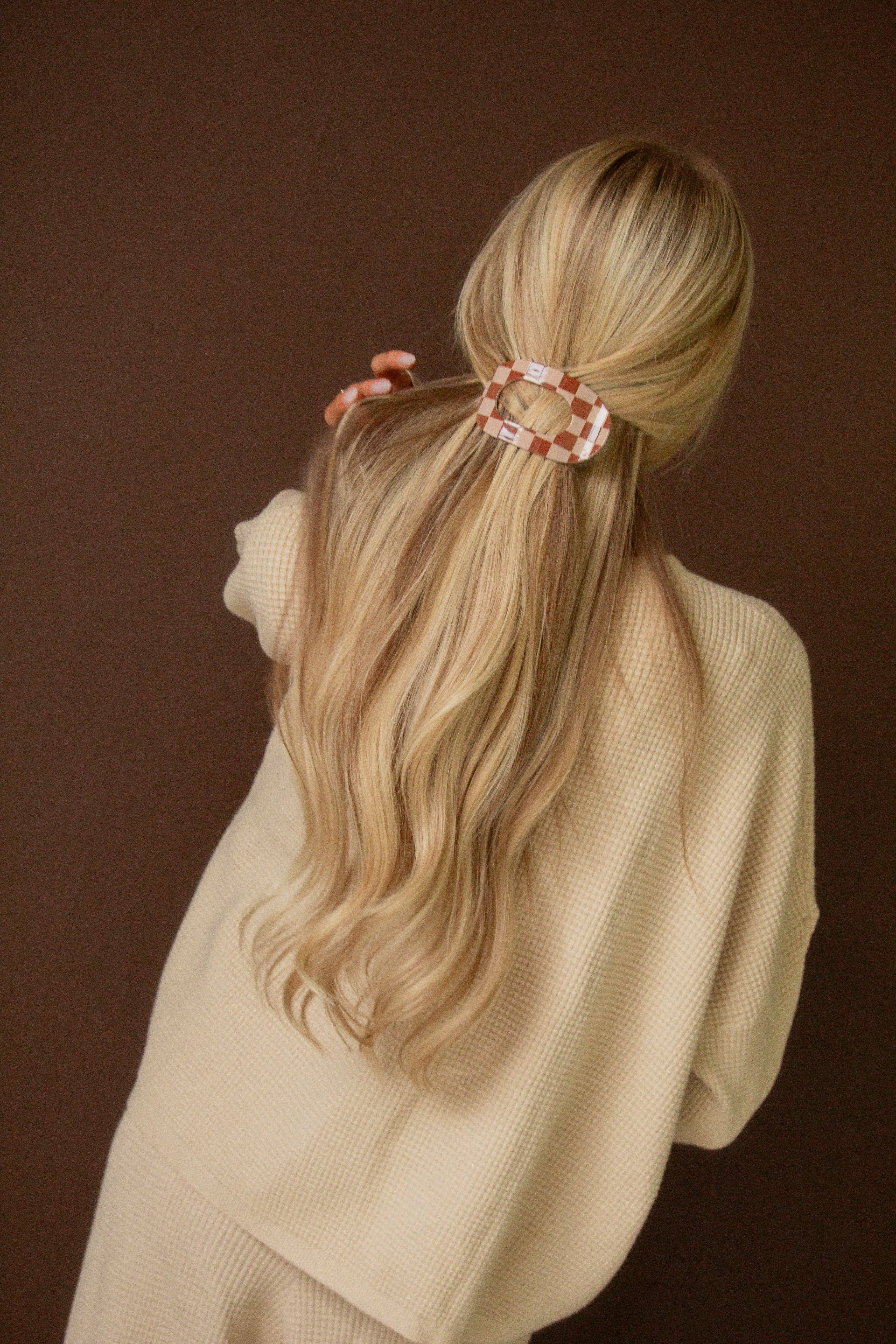 Shop Andi - Wholesale Hair Clip - Women's - Checkered Circle Cutout Flat Claw Clip8