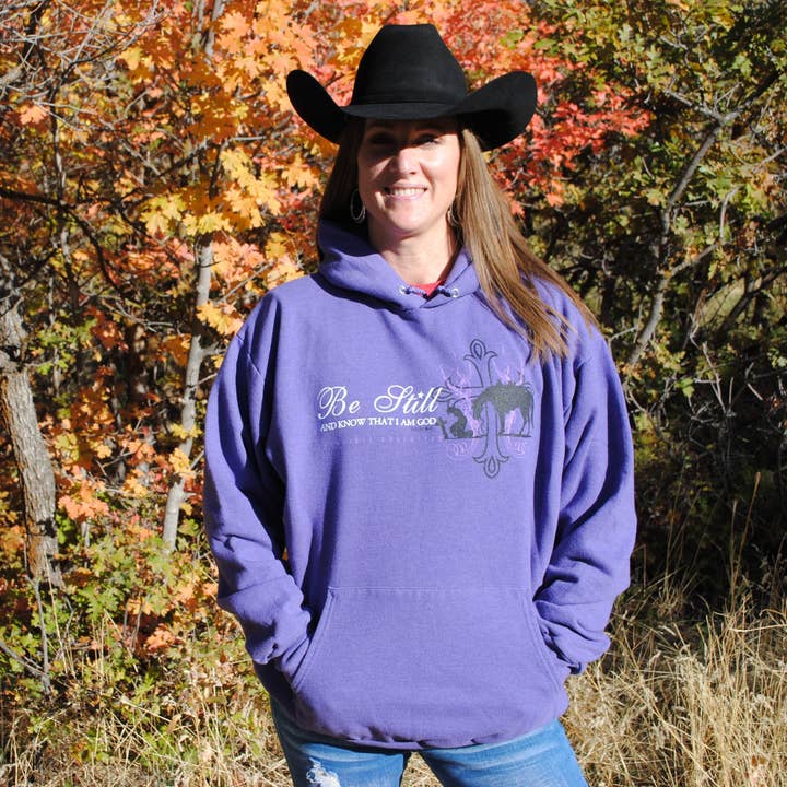 Be Still - Hoodie pour la vente par Country Barn USA
