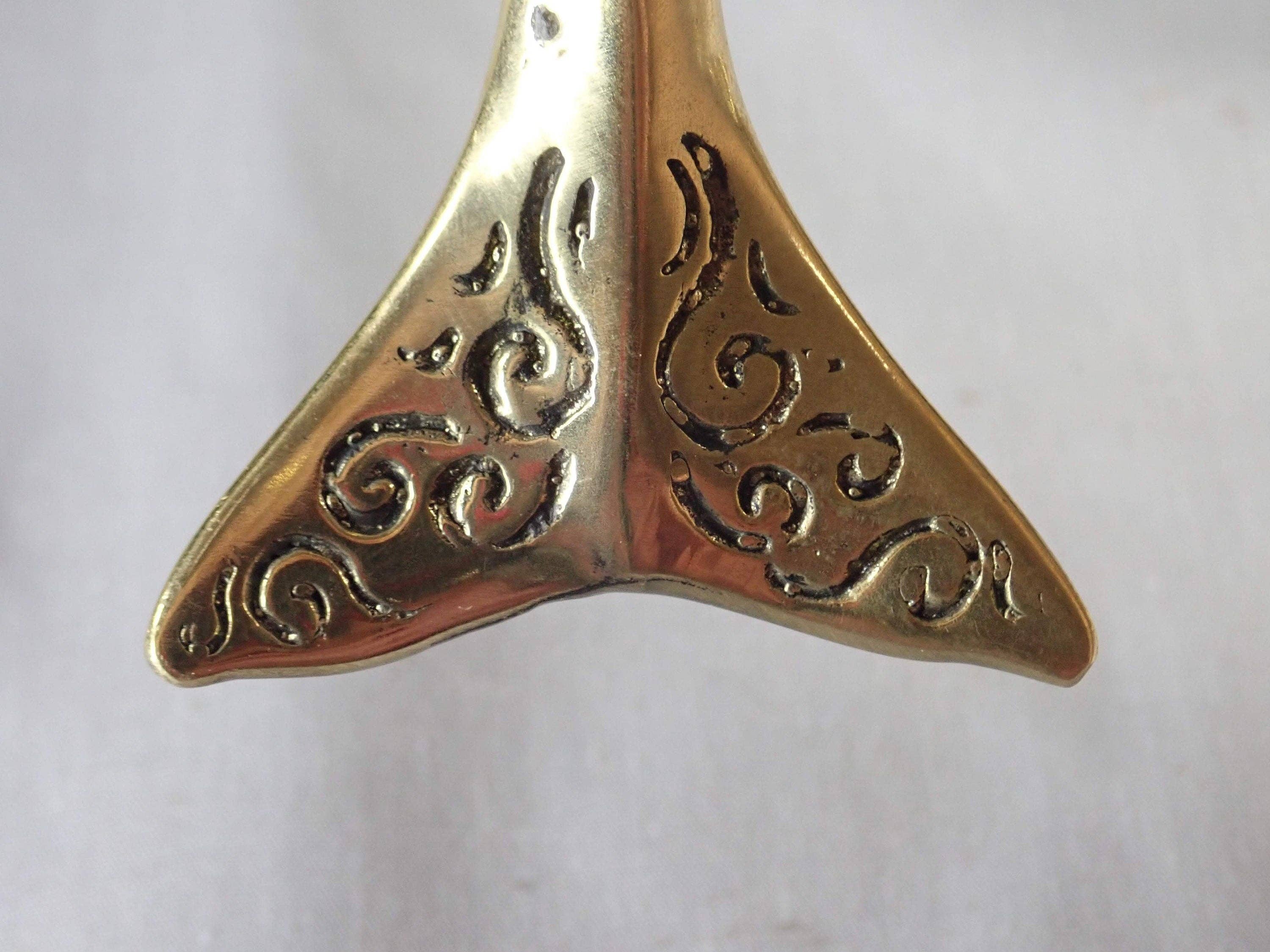 Ubud Glass – Großhandel Griff/Handgriff – Delfin-Eingangstürgriff, antiker Türgriff aus massivem Bronze-Seepferdchen5