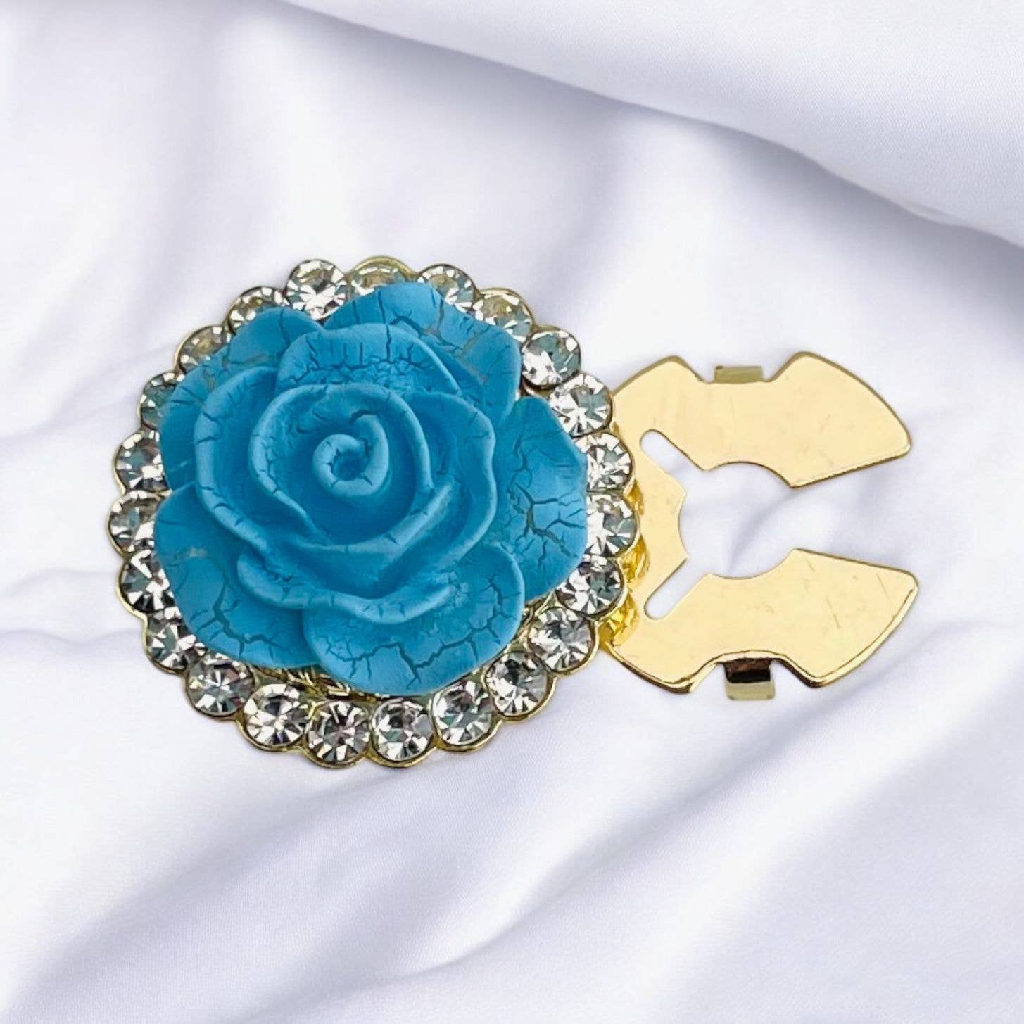 Huracan - Wholesale Kliksieraden - Fiva doos met knopen4