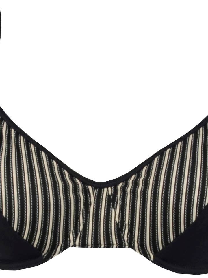 Support RF supplémentaire Tiffany Arcos pour la vente par Red Point