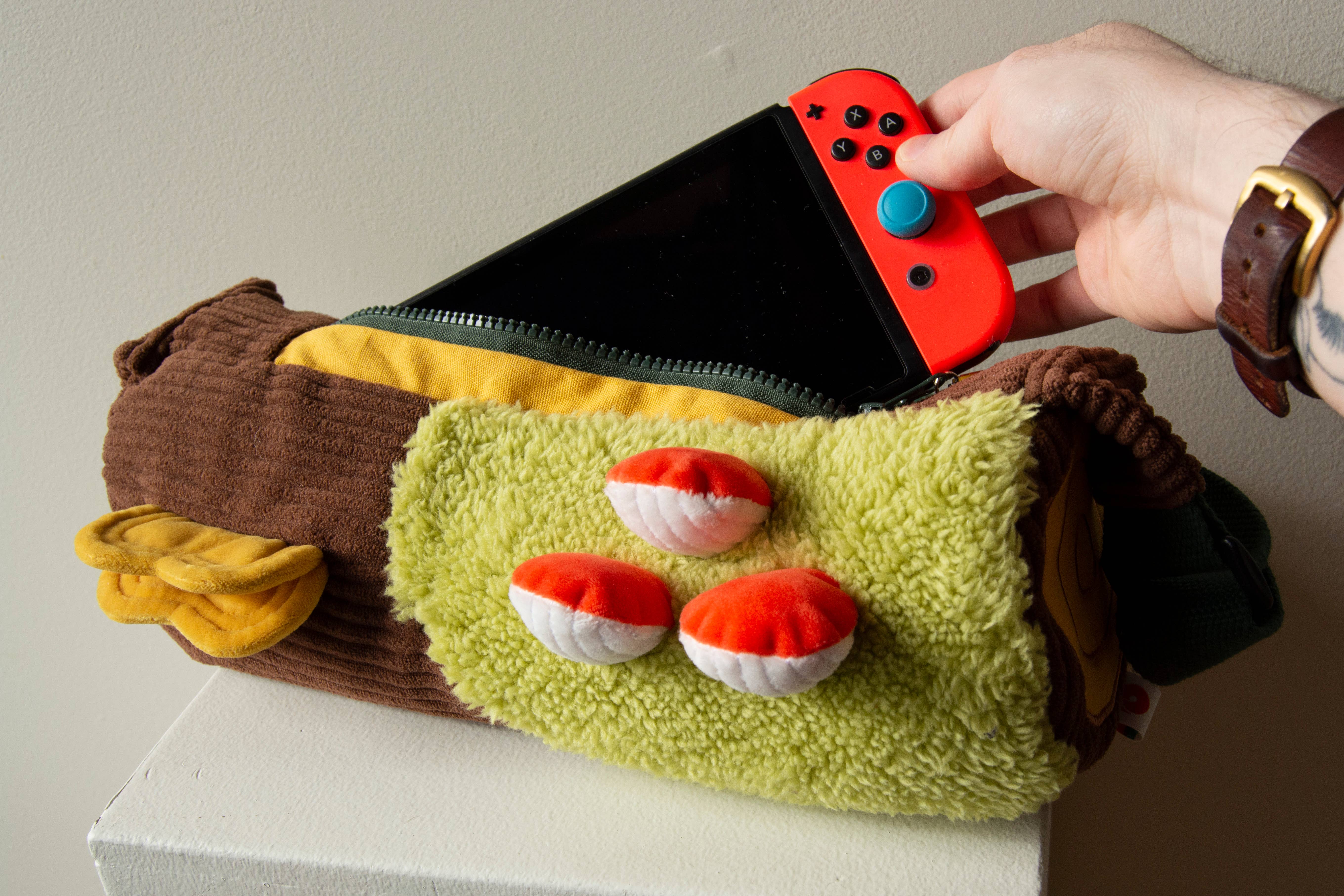 Curlworks - Wholesale Crossbody Bag - Unisex - Corduroy Log Bag4