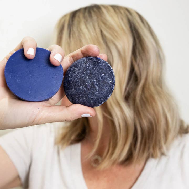 Loxy - Wholesale Shampoo Puck/Solid Shampoo - Tone: Purple Shampoo bar with Biotin & Almond Oil4
