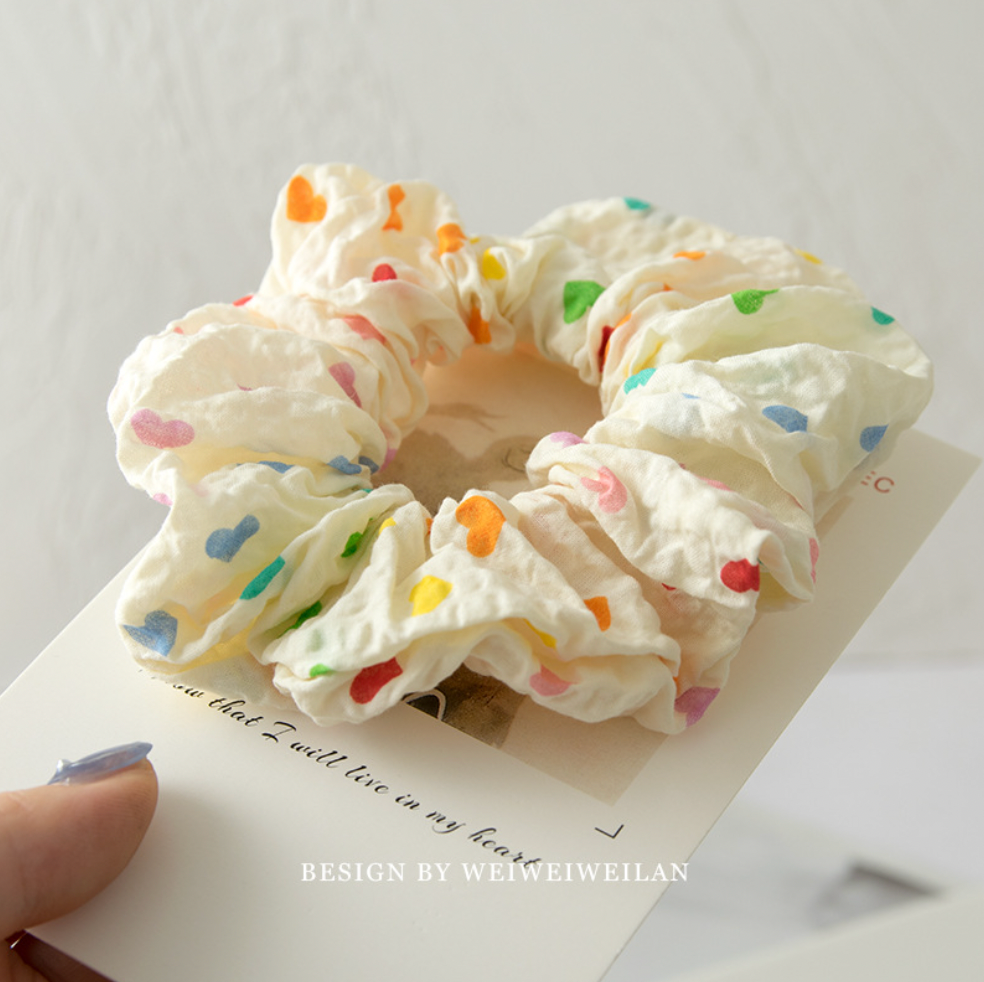 RainbowHeart HT5021 Rainbow Color Heart Design Scrunchie 1/unit for wholesale on Faire2