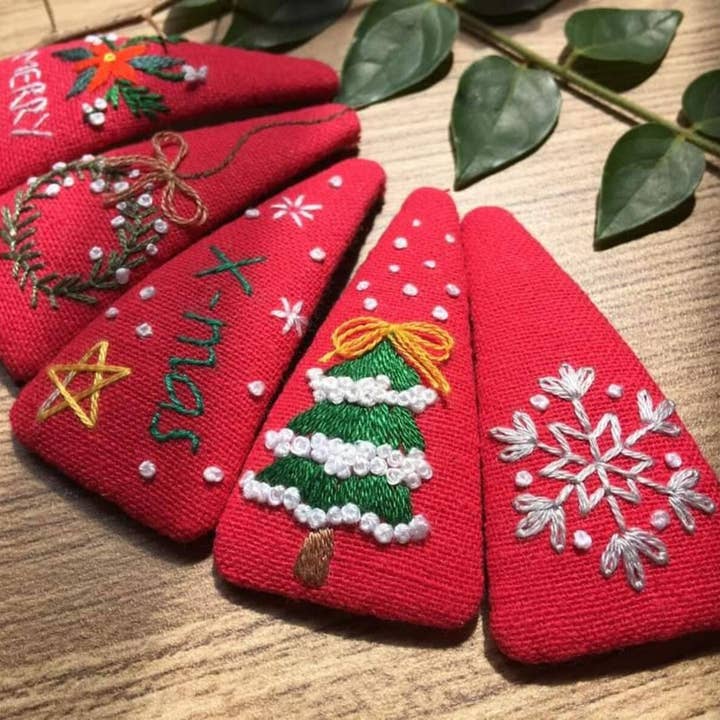 Quince Fables - Wholesale Barrette - Women's - Embroidered Hair Barrette, Christmas Collection