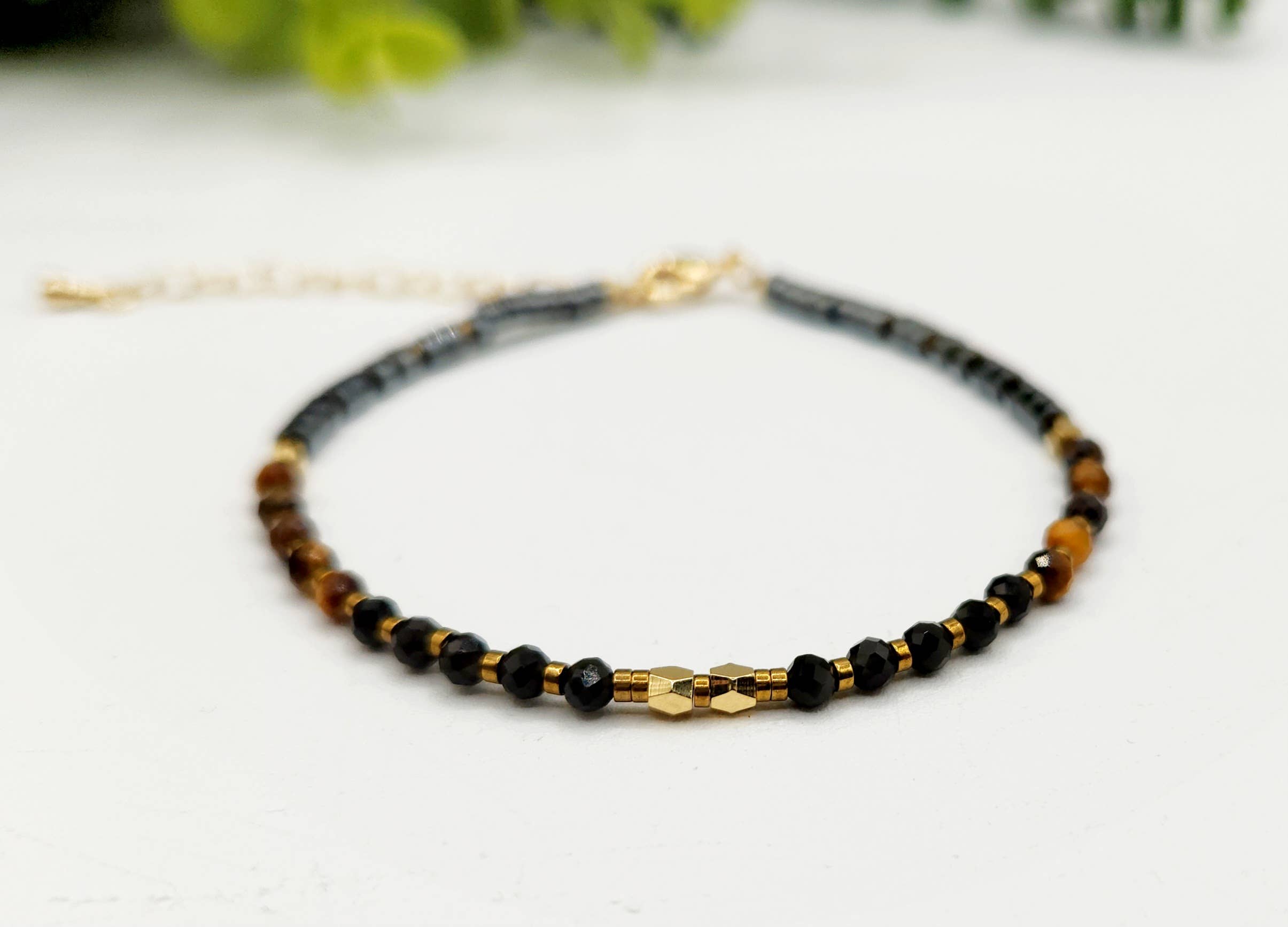 Meraki Gemstones - Venta al por mayor Pulsera de cuentas - PULSERA DE TRIPLE PROTECCIÓN-Obsidiana/Ojo de Tigre/Hematita 3mm1