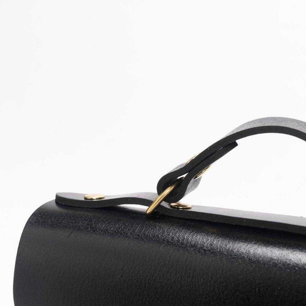 Howl and Hide - Wholesale Crossbody Bag - Women's - Parkway Saddlebag9