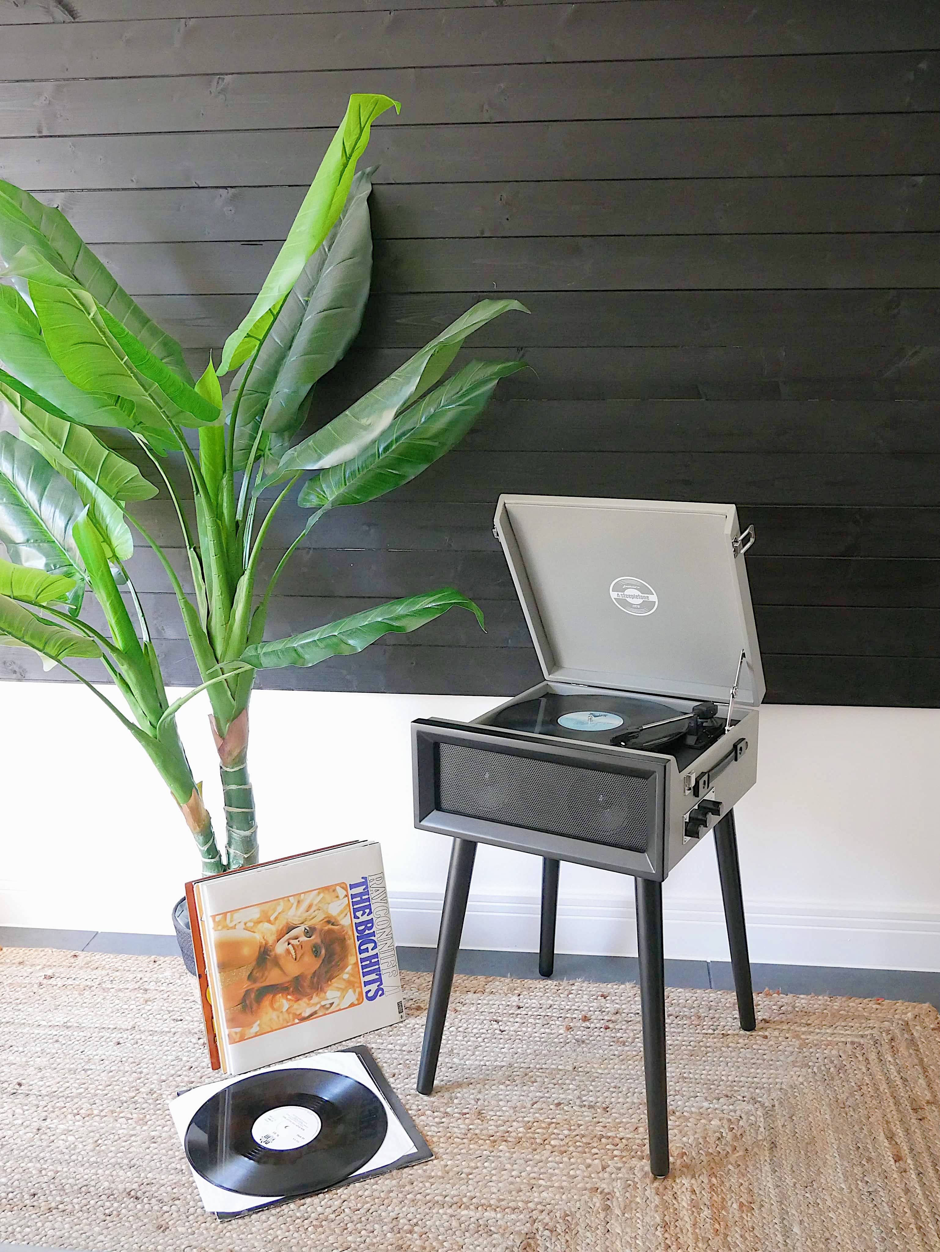 Steepletone UK Ltd - Wholesale Speakers - Retro Record Player on Legs - With Bluetooth and Radio12