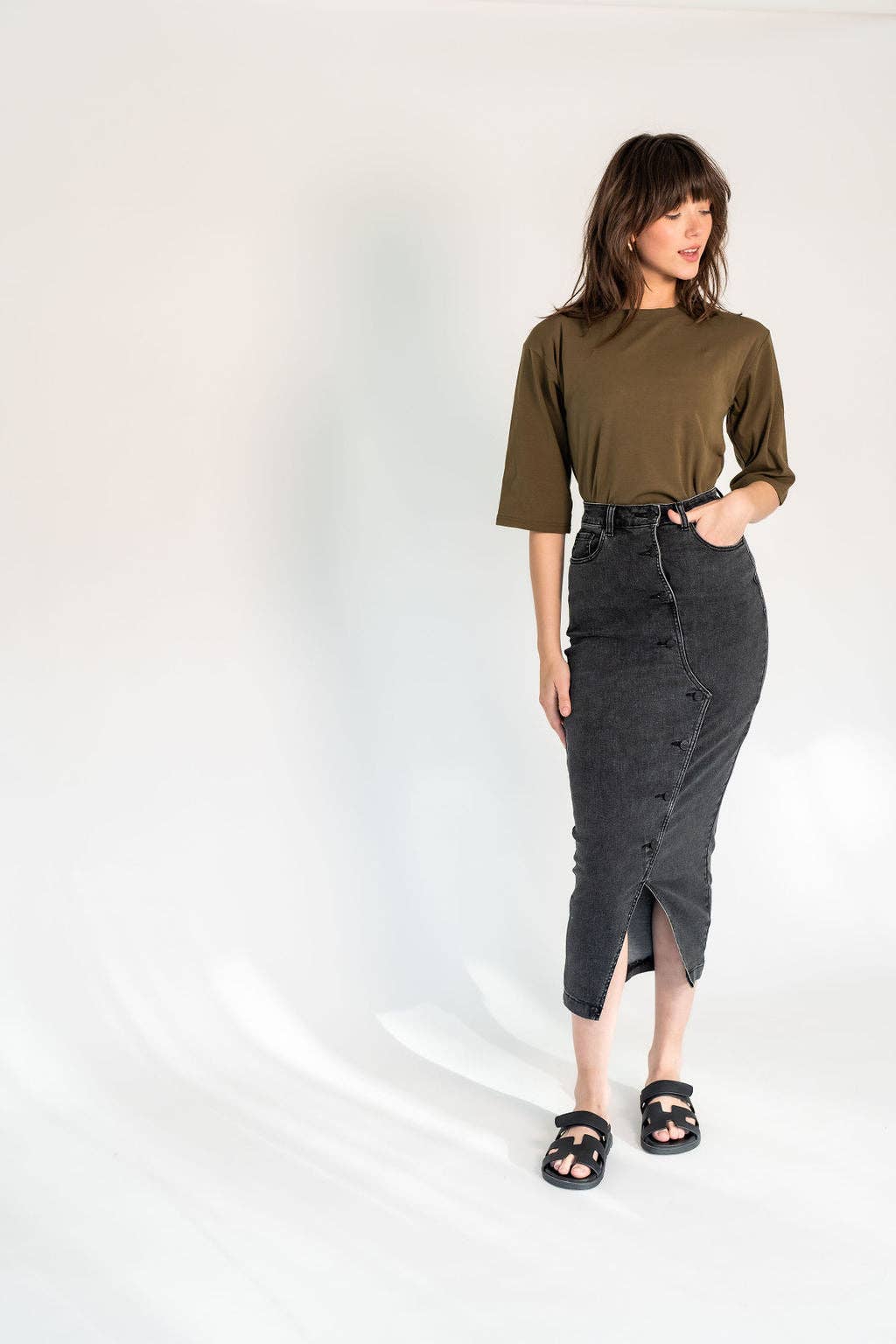 Recollection Brand - Wholesale Dress - Women's - Button Front Stretch Denim Midi Skirt2