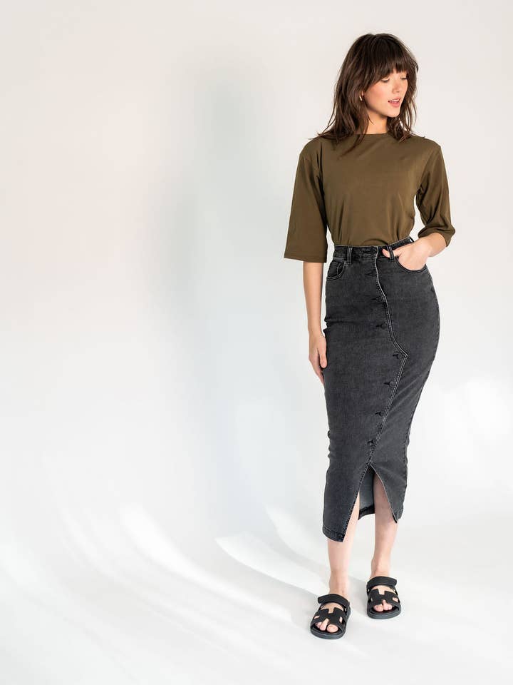 Recollection Brand - Wholesale Dress - Women's - Button Front Stretch Denim Midi Skirt2