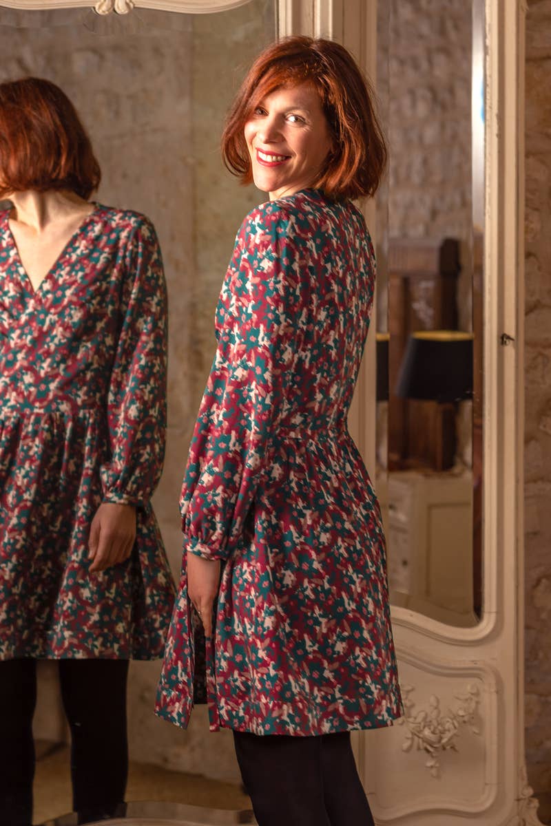 Eglantine et Zoé – Großhandel Stoff – Edel Brick Red Viskose-Stoff mit Blumemuster9