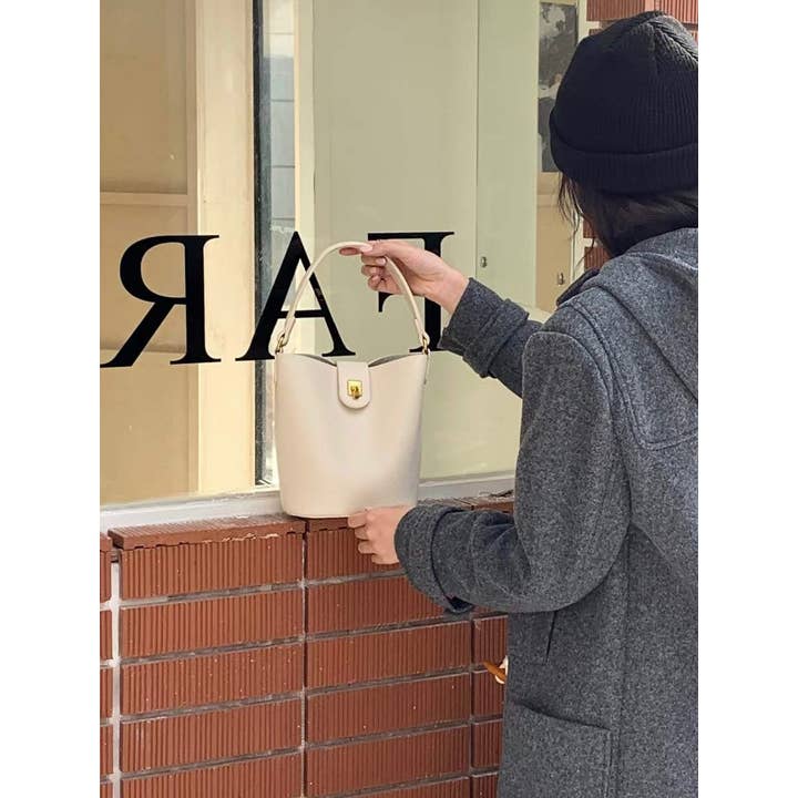 Pretty Persuasions - Wholesale Top Handle Bag - Women's - P24025 Top Handle Crossbody Bag