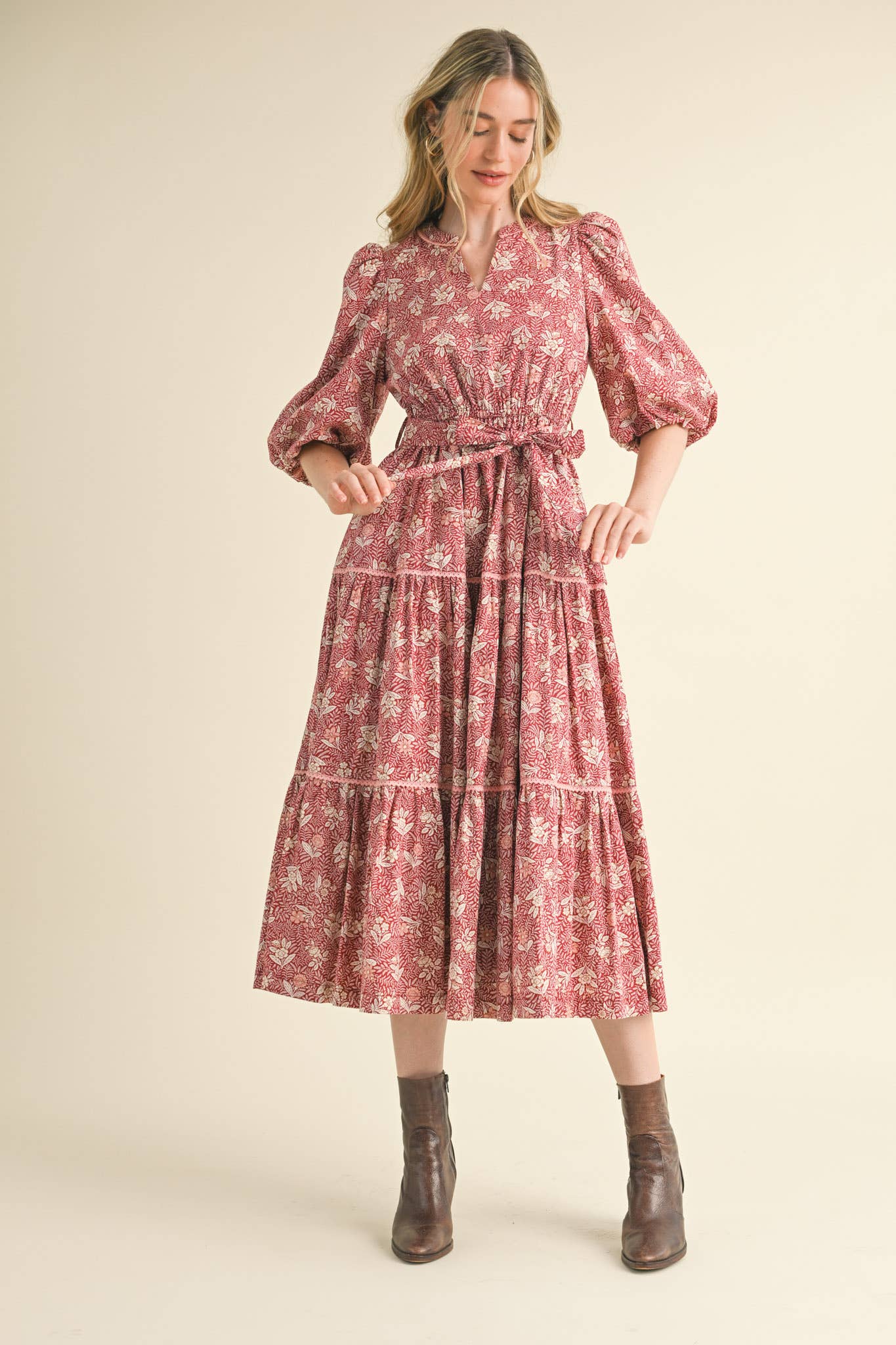 &MERCI - Wholesale Dress - Women's - BUBBLE SLEEVE LACE TRIM MIDI DRESS MDR343014