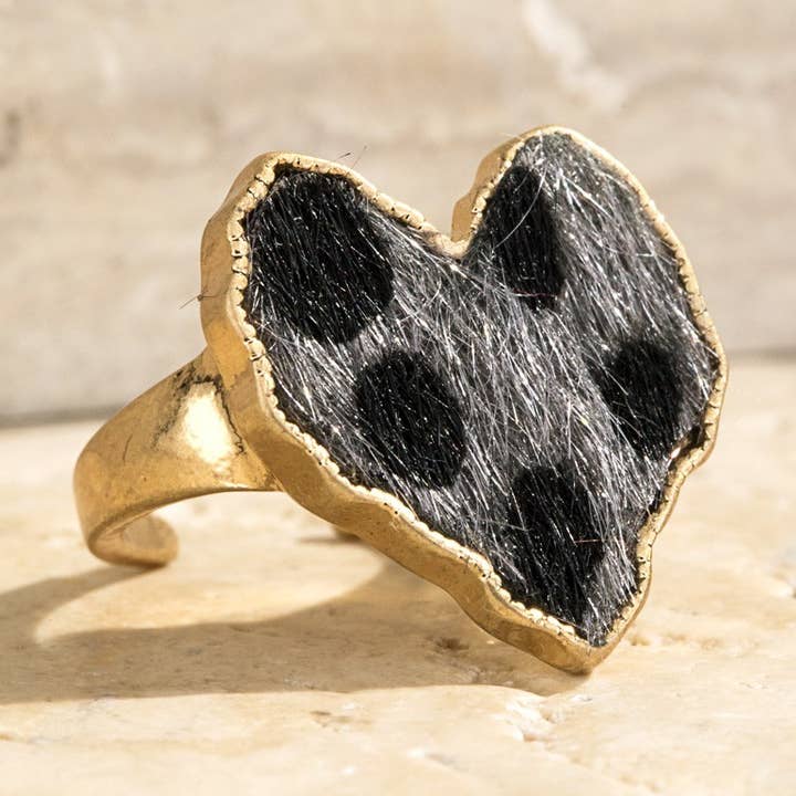Urbanista Outlet - Wholesale Cocktail/Statement Ring - Animal Print Heart Ring4