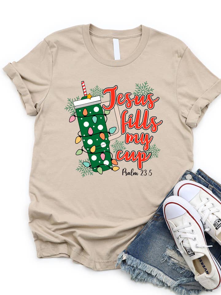 T-shirt con grafica Jesus fills my Cup per la vendita all'ingrosso da parte di Tickled Teal