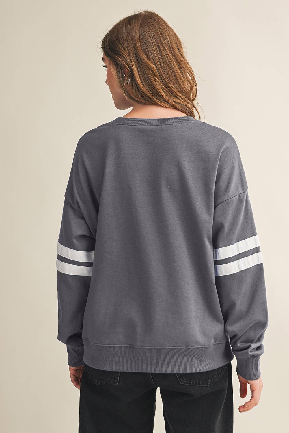 Aapparella - Wholesale Shirt - Women's - Striped Detail Drop Shoulder Oversized Sweatshirt | S-XL22