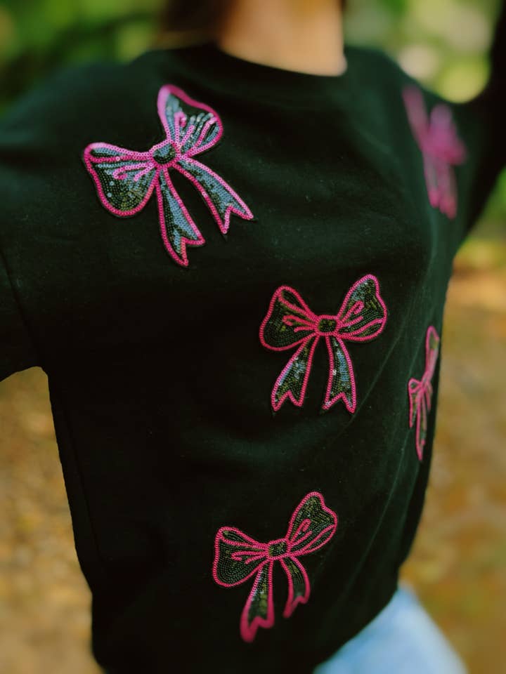 Ellison+Young - Wholesale Sweatshirt - Women's - Sparkly Bow Patch Sweatshirt1