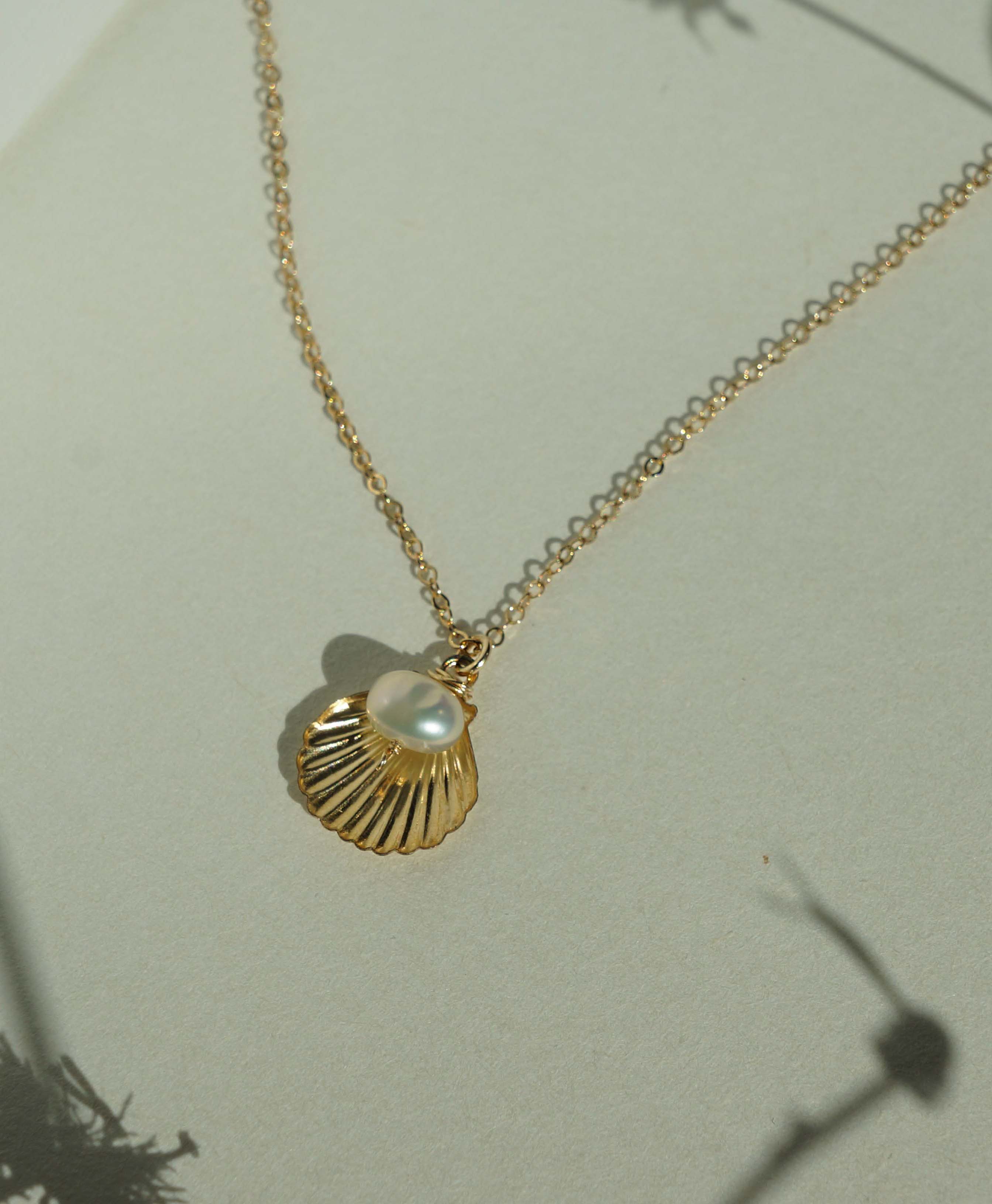 KOZAKH - Wholesale Pendant/Charm Necklace - Belle Necklace1