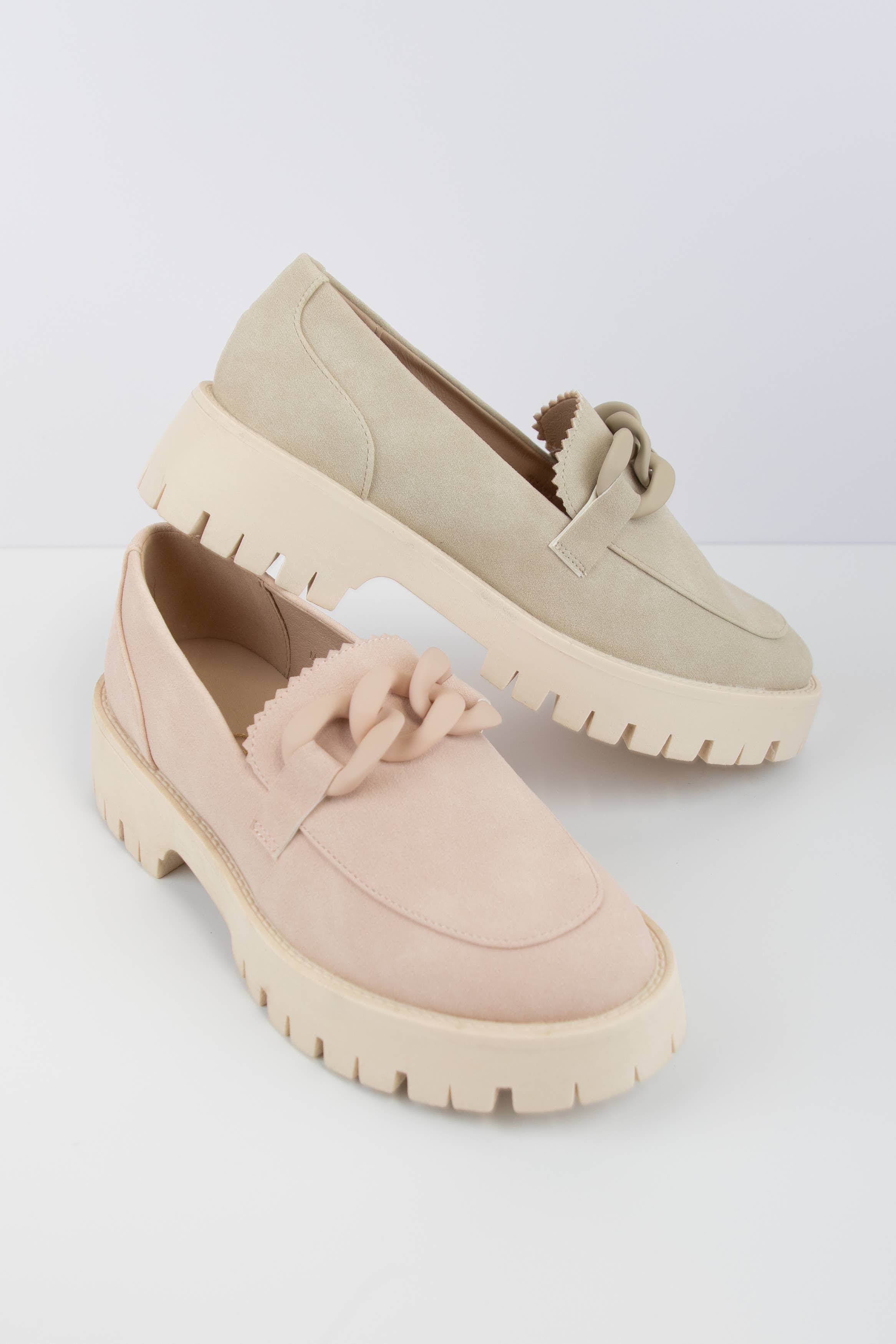 CCOCCI - Wholesale Loafers - Women's - MADISON MATTE FINISHED CHUNKY CHAIN DETAIL LUG SOLE LOAFER13