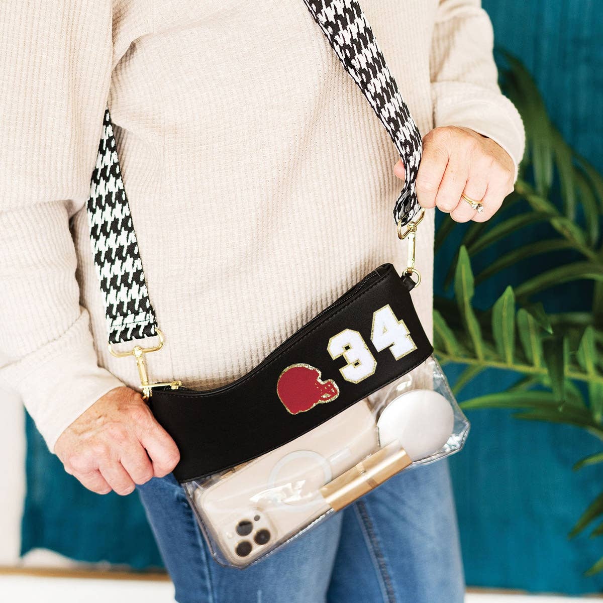 Viv&Lou - Wholesale Patch - White Varsity Number Patch3