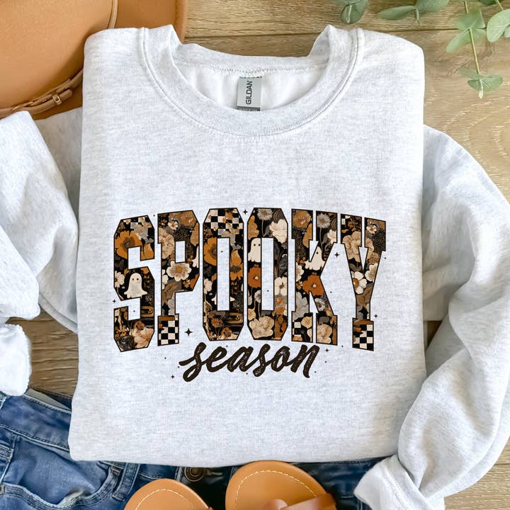 T-shirt/Chandail Graphique Saison Effrayante pour la vente par Willow Poppy