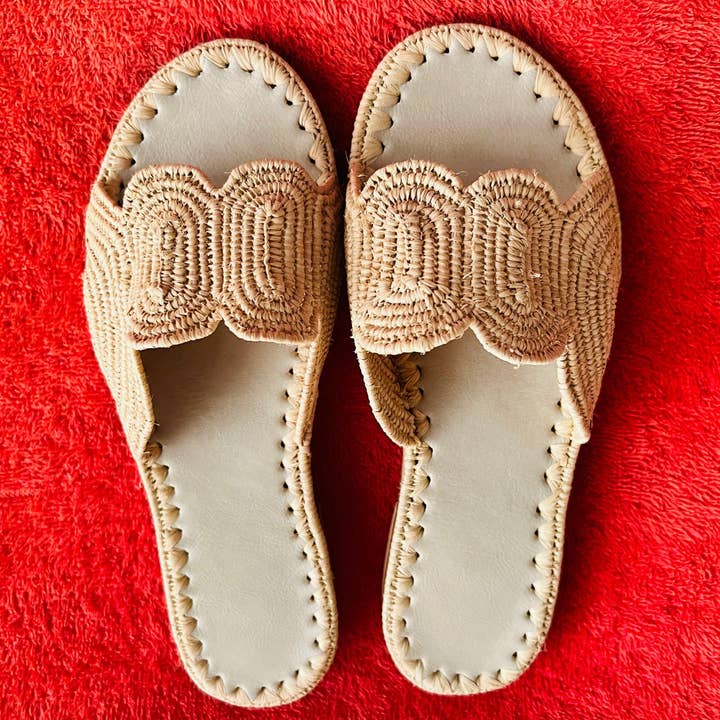 Zapatillas de rafia marroquíes hechas a mano para mujer Boho Vibes para venta al por mayor de LaMaisonBerbere