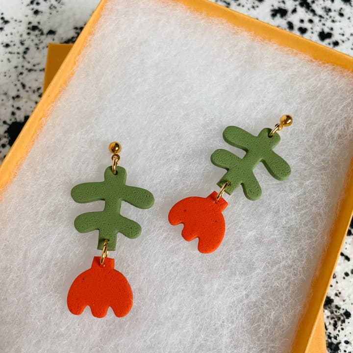 Lemon Lee Studio - Wholesale Dangle Earrings - Red Flower Drop Earrings2