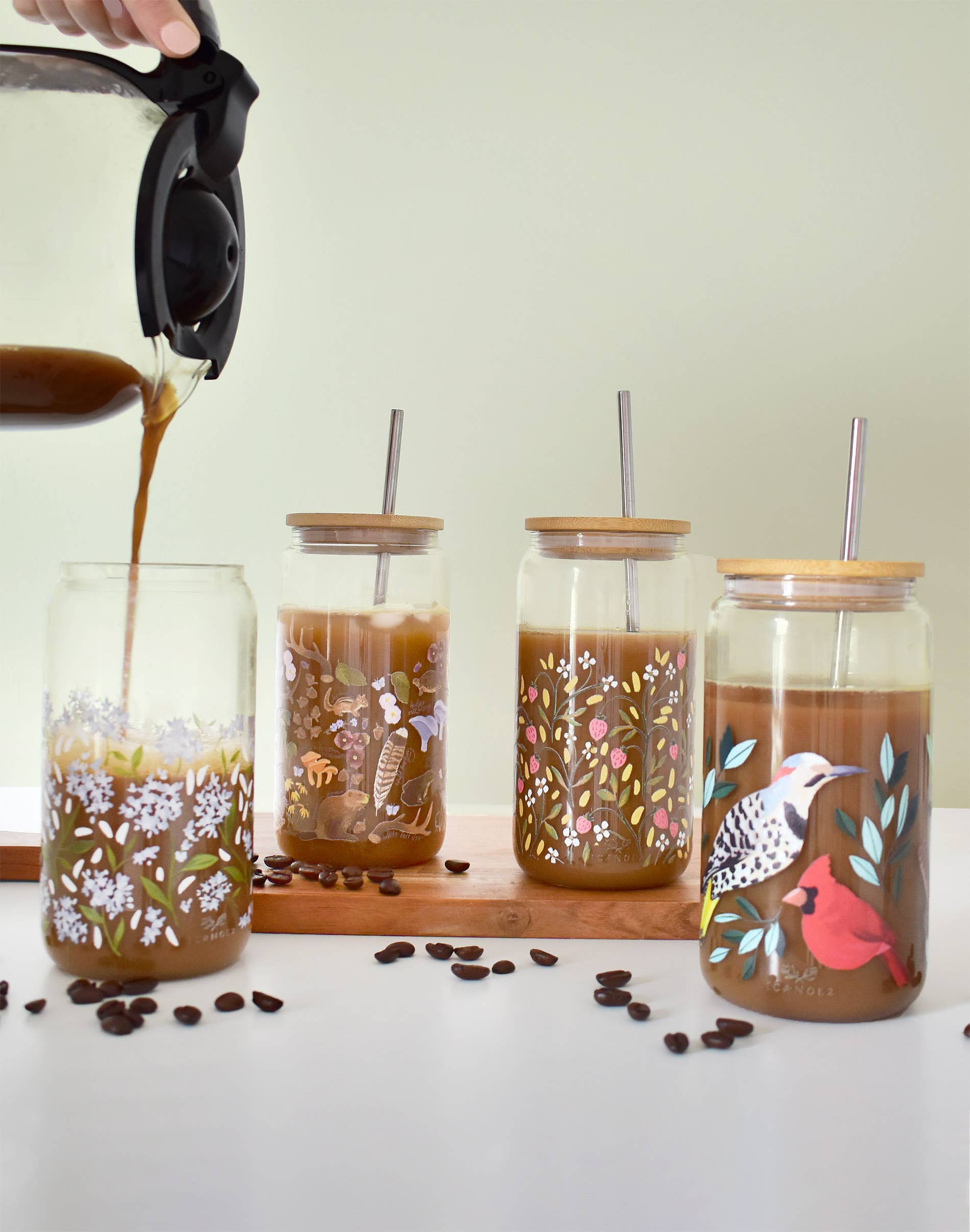 1canoe2 | One Canoe Two Paper Co. - Wholesale Drinking Glass/Cup - Hydrangeas Glass Can1