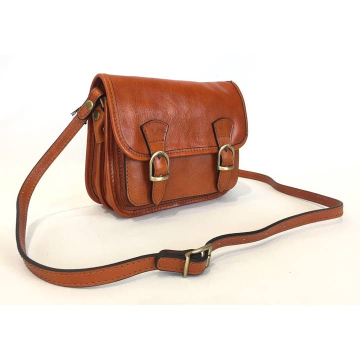 Hands-Free Haven || Sacs à bandoulière en cuir pour la vente par HZA SYD