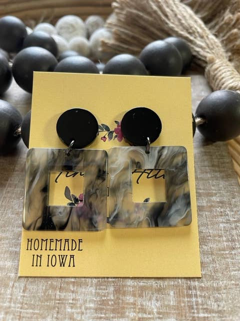 Acrylic Small Black Swirl Squares for wholesale by Nina’s Attic