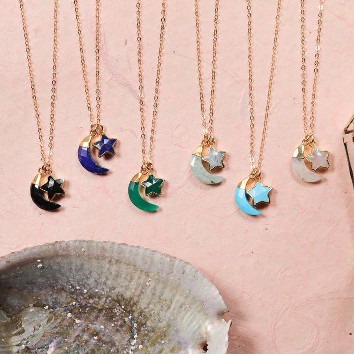 Soul & Little Rose – wholesale Hänge-/berlockhalsband – Måne och stjärna ädelsten hänge Guldhalsband