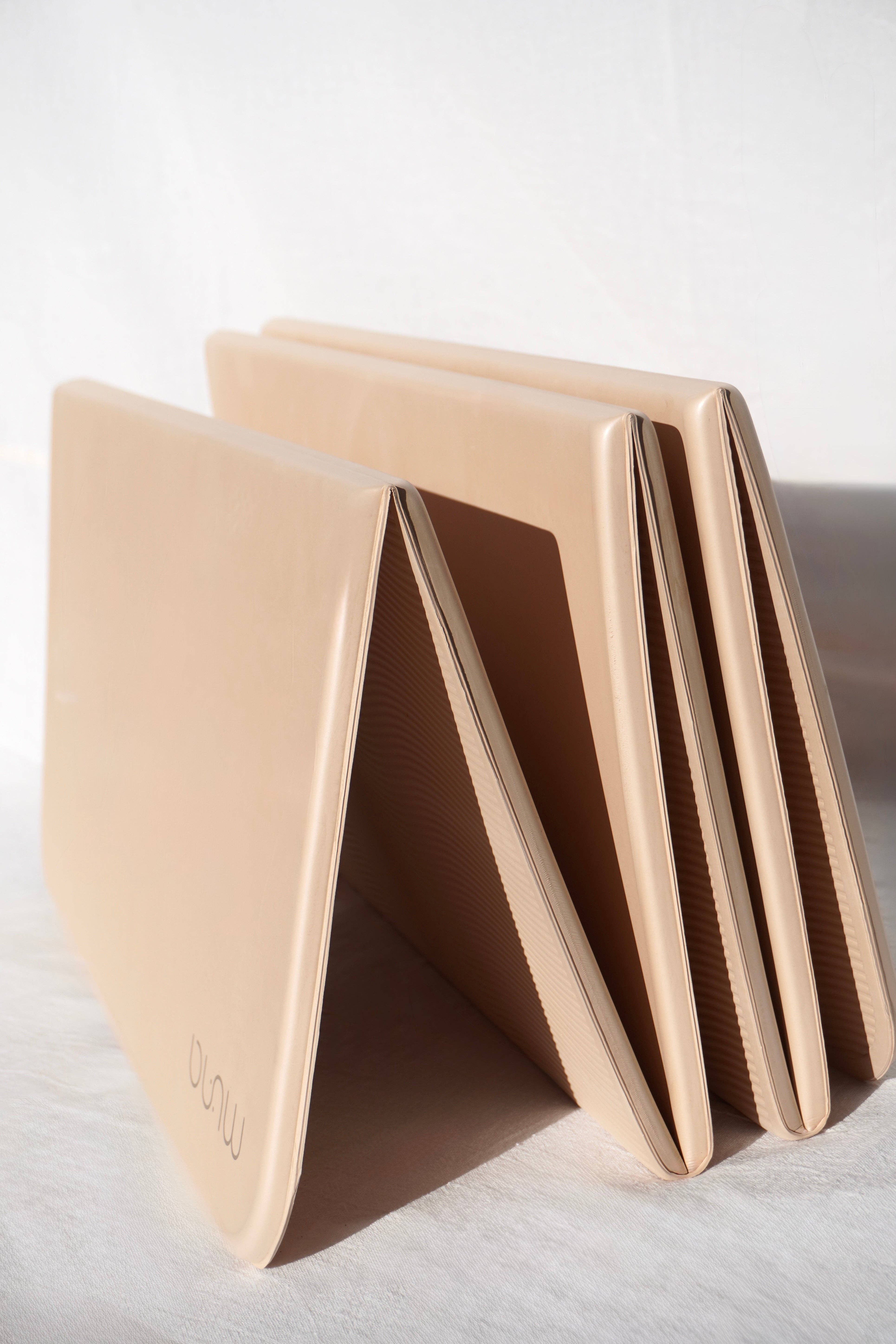 Tè al latte Tappetino Yoga Pieghevole in vendita all'ingrosso su Faire2